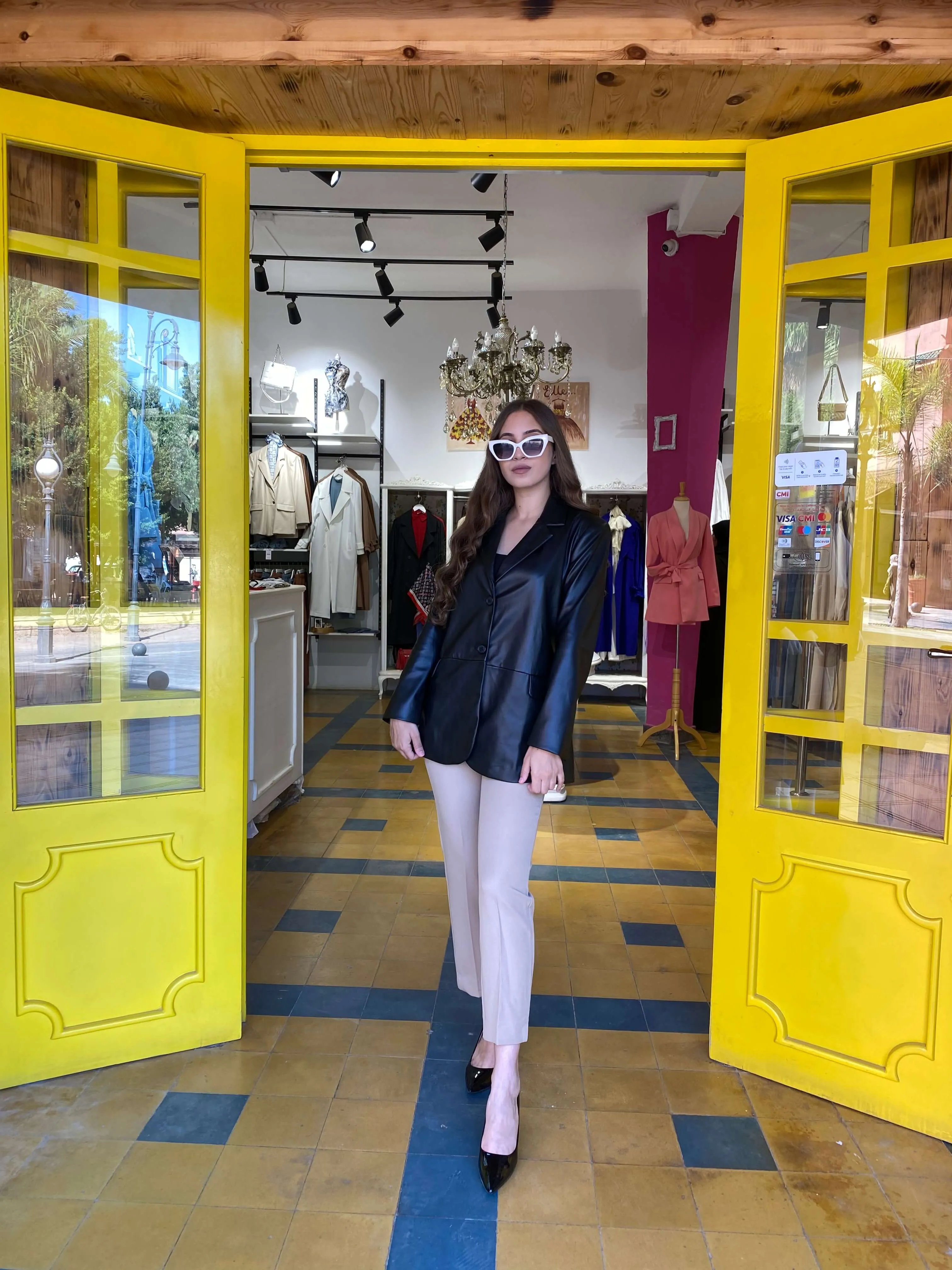 Blazer noir en simili cuir