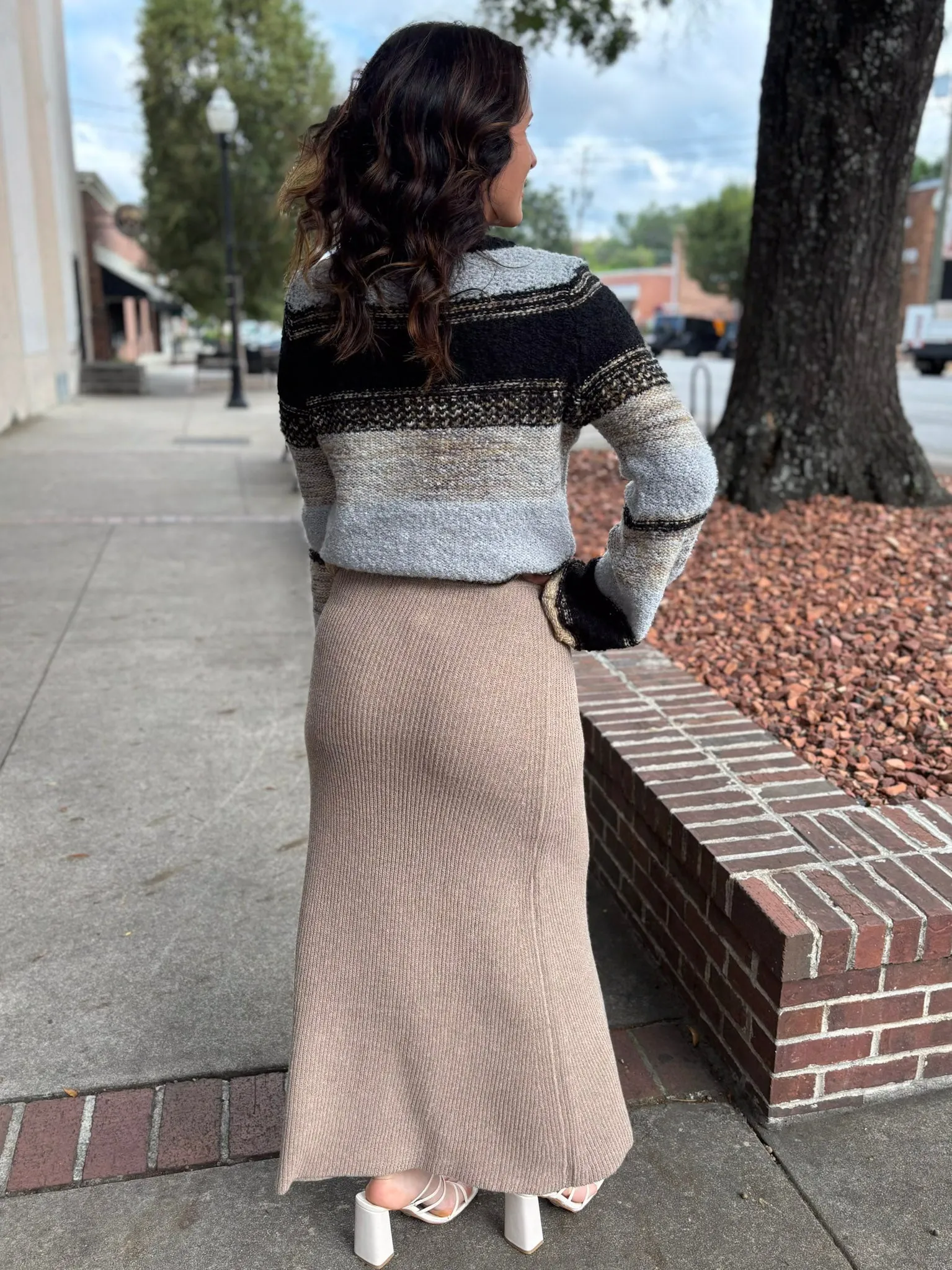 Chic Blend Relaxed Sweater