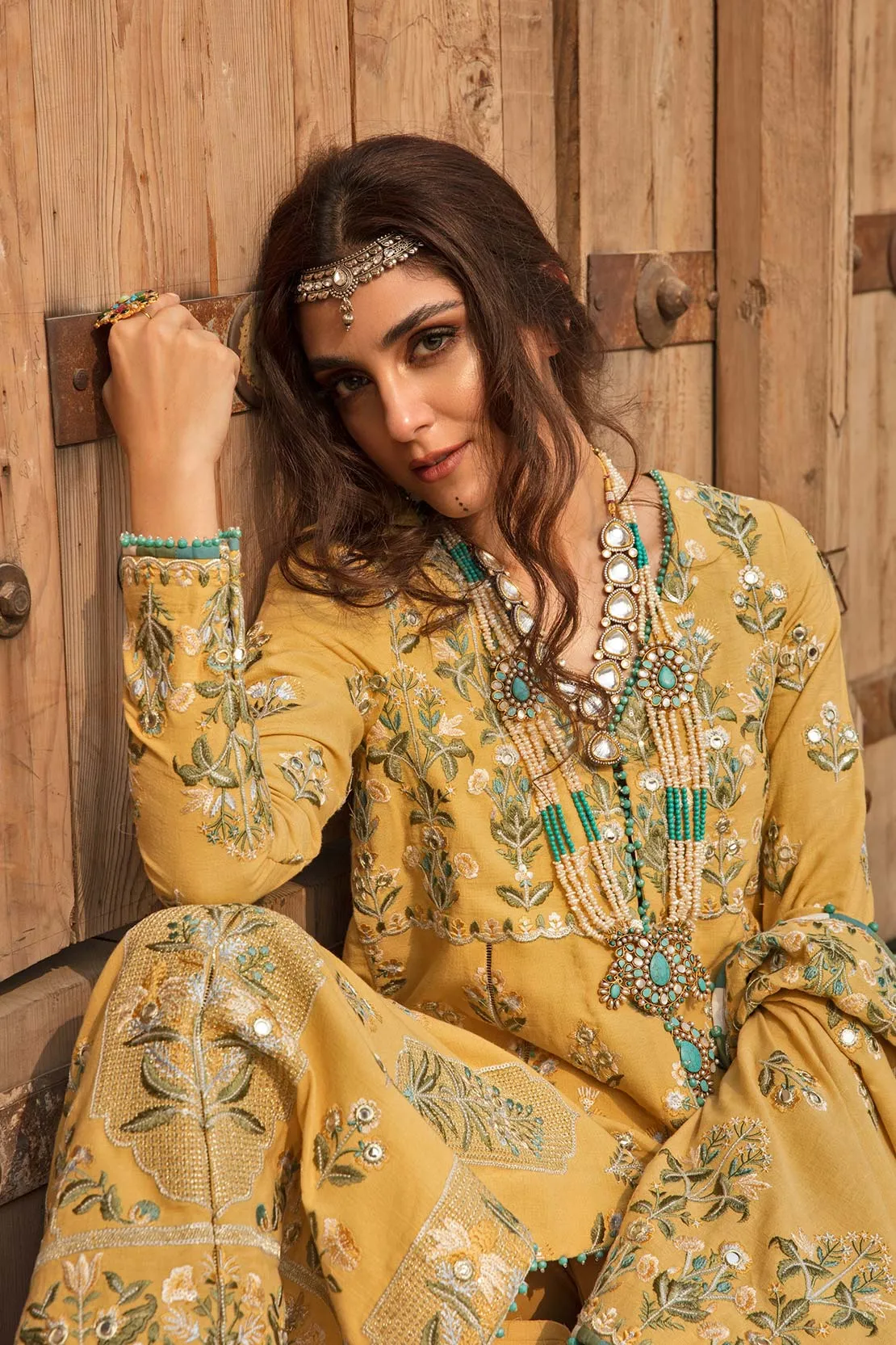 Crimson X Saira Shakira Winter Collection 2020 – Sheeshay Hazaron - Canary