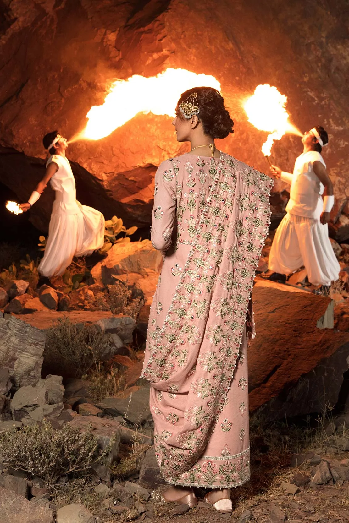 Crimson X Saira Shakira Winter Collection 2020 – Sheeshay Hazaron - Rose