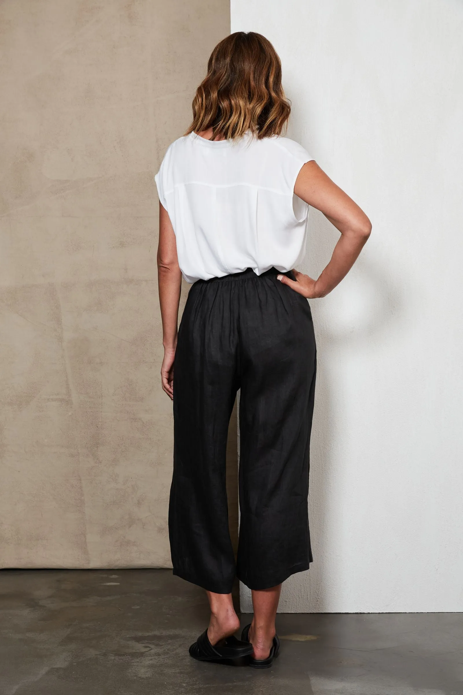 Eb & Ive 'Studio Crop Pant' - Ebony