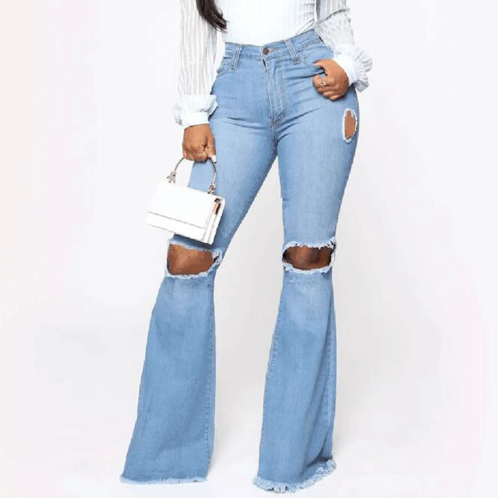 Jeans w/ Flared Legs