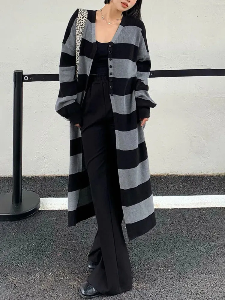 Lite Gothic Style Split Cardigan