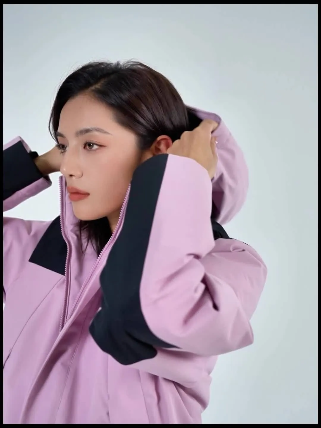 Women's Stylish Warm Winter Windproof Winter Jacket with Hood | Ideal for Winter